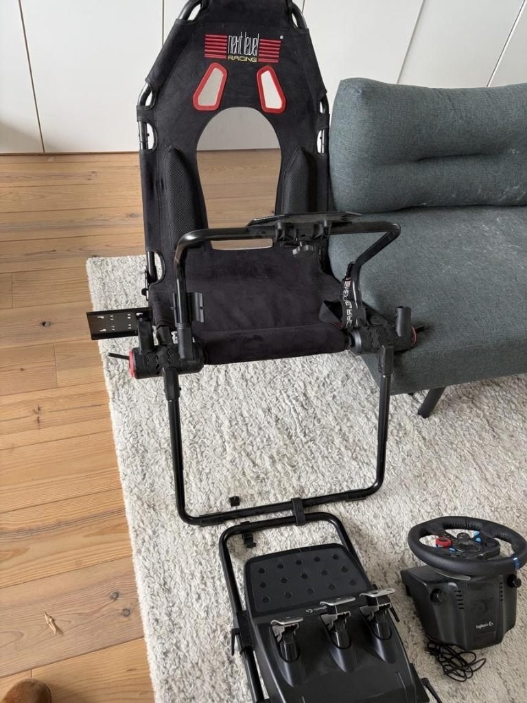 Racestoel met stuur en pedalen, Ophalen, Zo goed als nieuw, Playseat of Racestoel, PlayStation 5