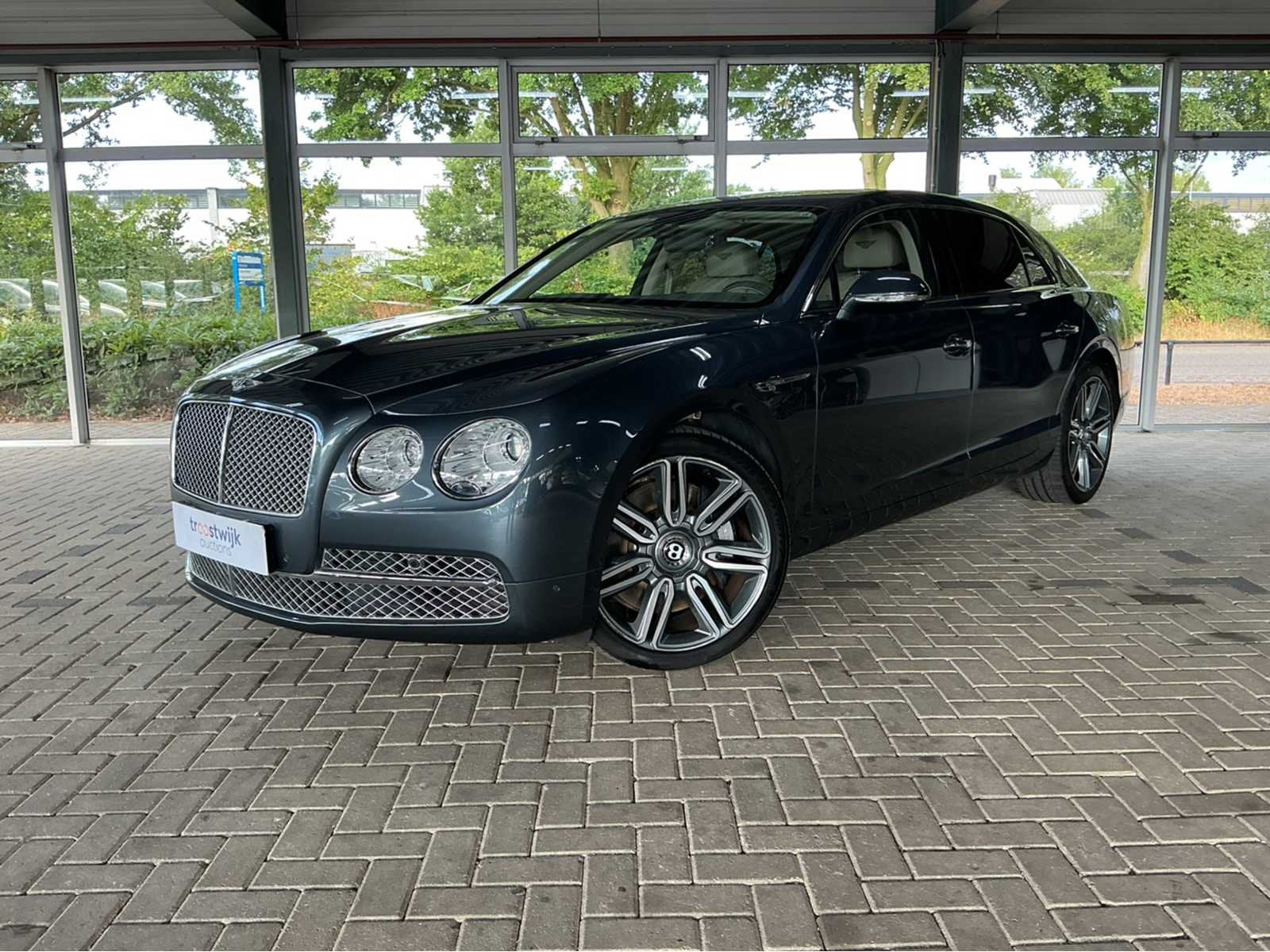 Bentley Flying Spur V8 | 4.0 V8 biturbo | 2017 | 507 pk | AW, Auto's, Overige Auto's, Automaat, Gebruikt, Bedrijf, Sedan