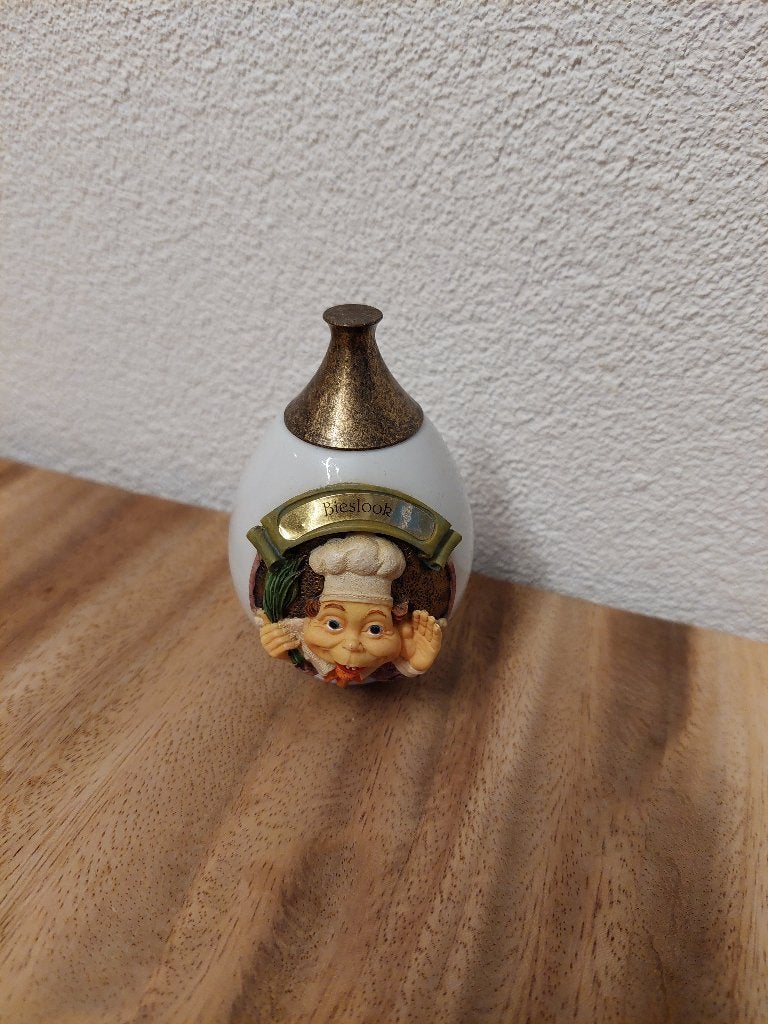 Efteling: Laaf Kruidenpotje Bieslook, Verzamelen, Gebruikt, Efteling, Ophalen of Verzenden, Beeldje of Poppetje
