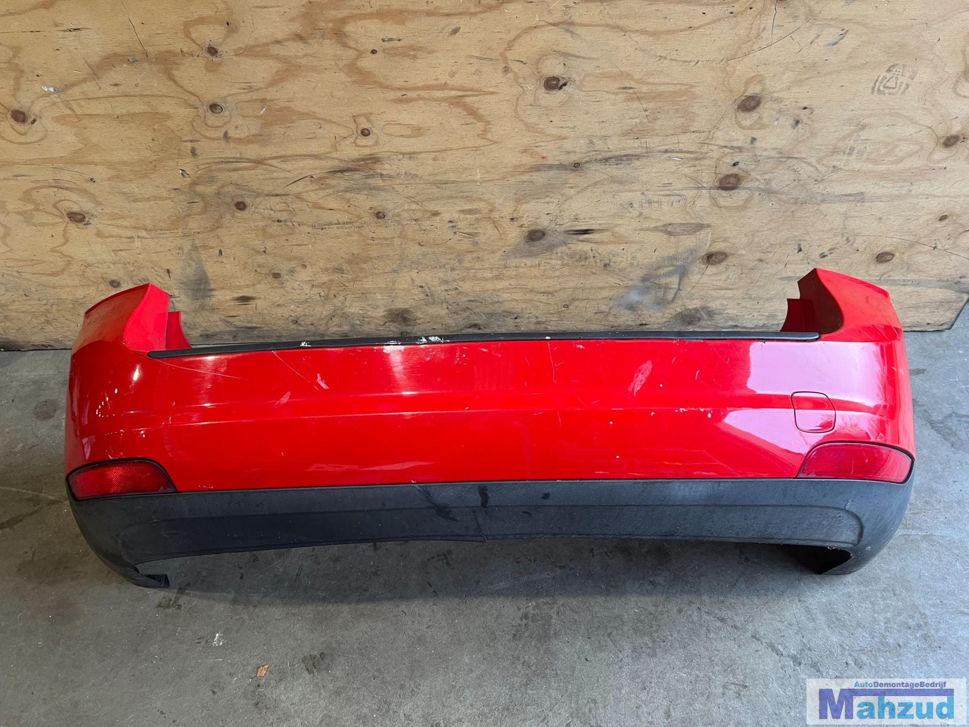VOLVO V50 Rood 612-64 achterbumper 2004-2012, Gebruikt, Gunnar Engellaus vag 8
405 31  Gothenburg, SE, Info@volvocars.com, Ophalen of Verzenden