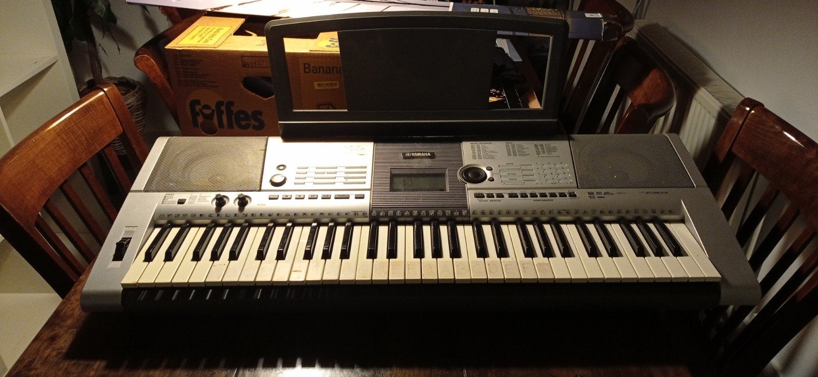 Yamaha PSR-E323 Keyboard - Zo goed als nieuw, Muziek en Instrumenten, Keyboards, Ophalen, Zo goed als nieuw, 61 toetsen, Yamaha