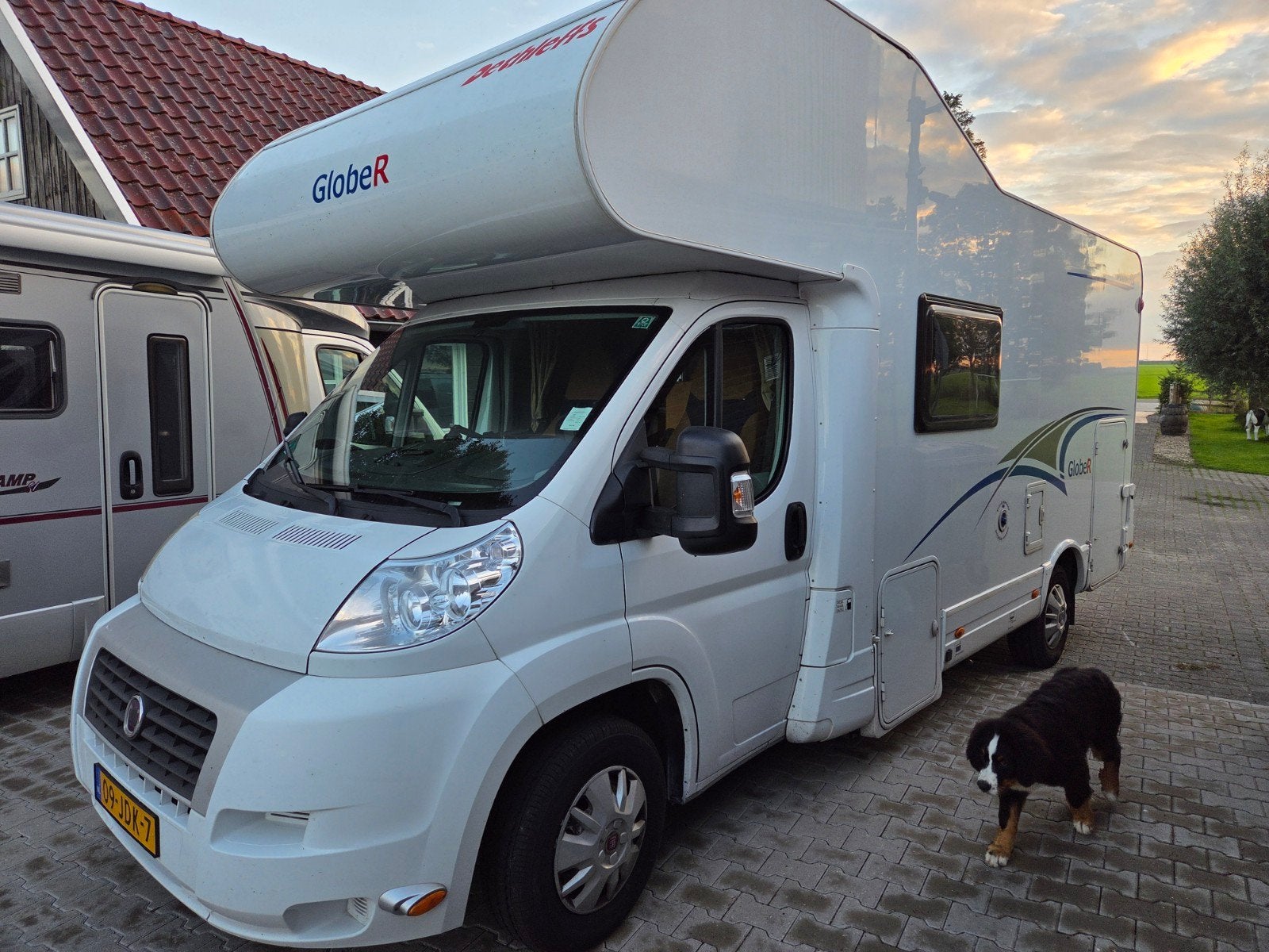Dethleff Glober A697, bj 2008,6 pers.,alkoof,climate control, Alkoof, Fiat, Kluisje, Dethleffs