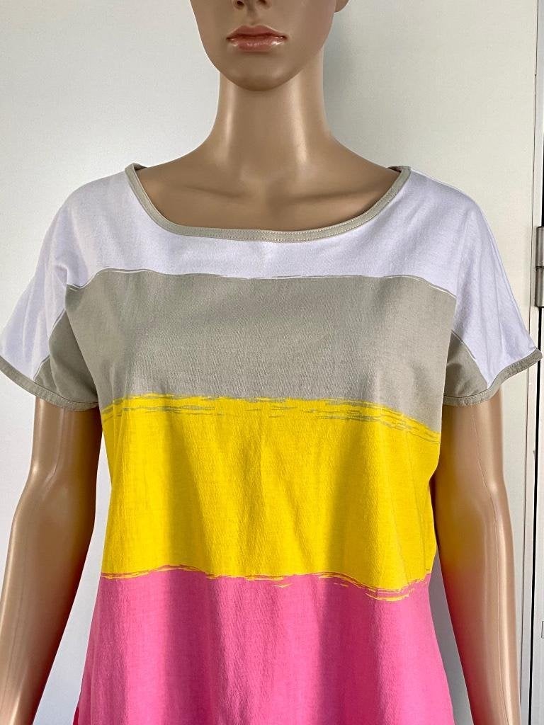 J362 Manguun maat L=42/44 T-shirt top wit/geel/roze, Maat 42/44 (L), Ophalen of Verzenden, Zo goed als nieuw, Korte mouw