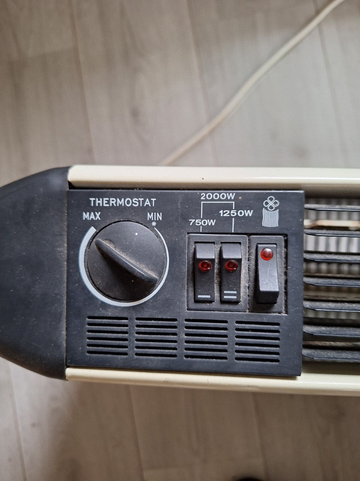 elektrisch kacheltje bestron, Ophalen, 30 tot 80 cm, Gebruikt, Kachel