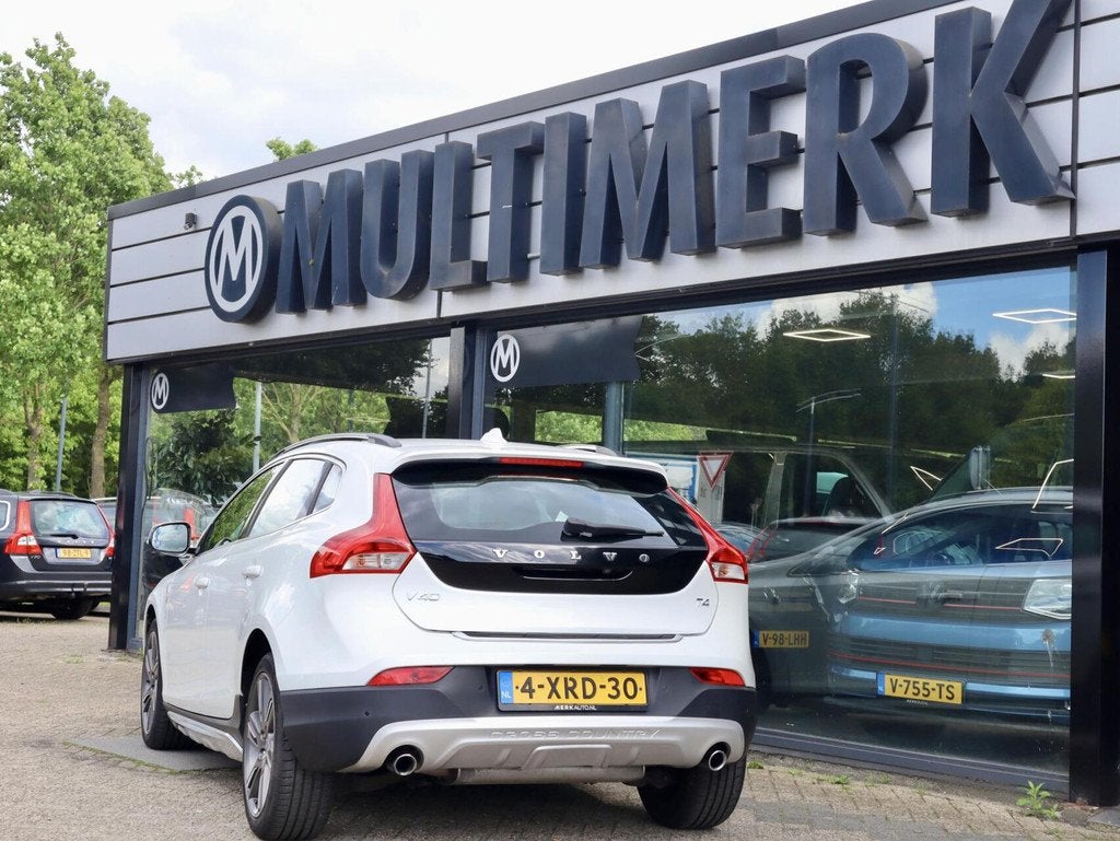 Volvo V40 Cross Country 1.6 T4 Ocean Race, Panodak, Leder, Voorwielaandrijving, Gebruikt, Zwart, 4 cilinders