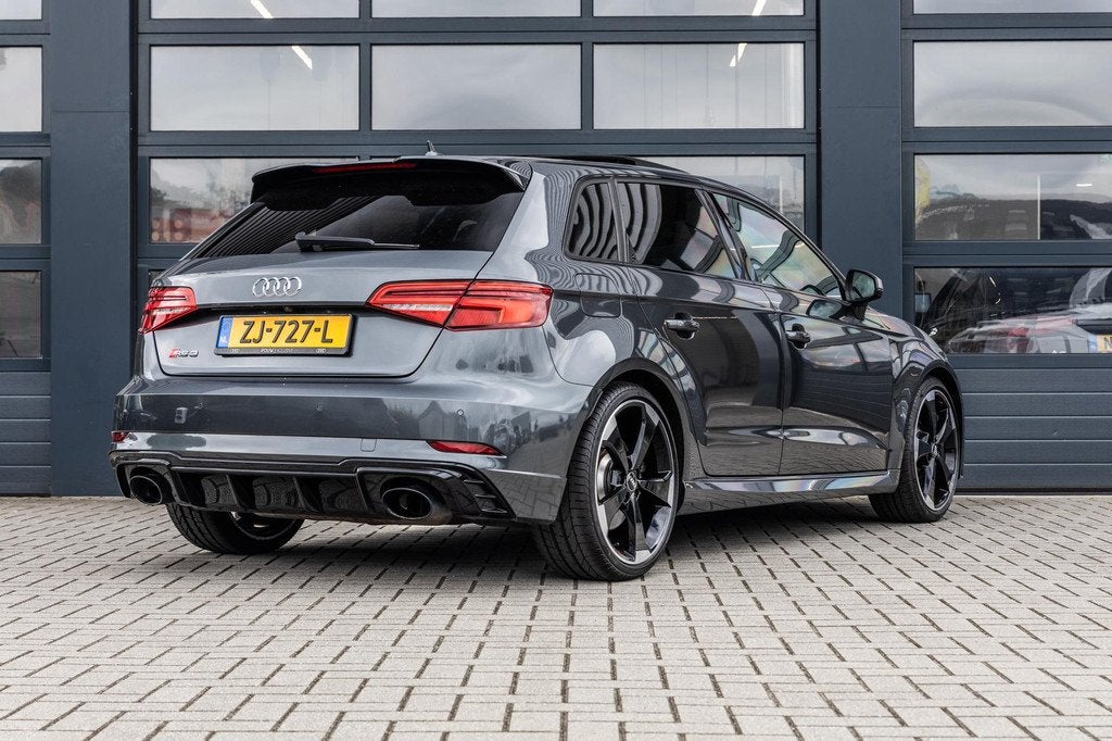 Audi RS 3 Sportback 2.5 TFSI 400pk quattro | Panoramadak | C, Auto's, Audi, Automaat, 12 maanden, Gebruikt, RS3