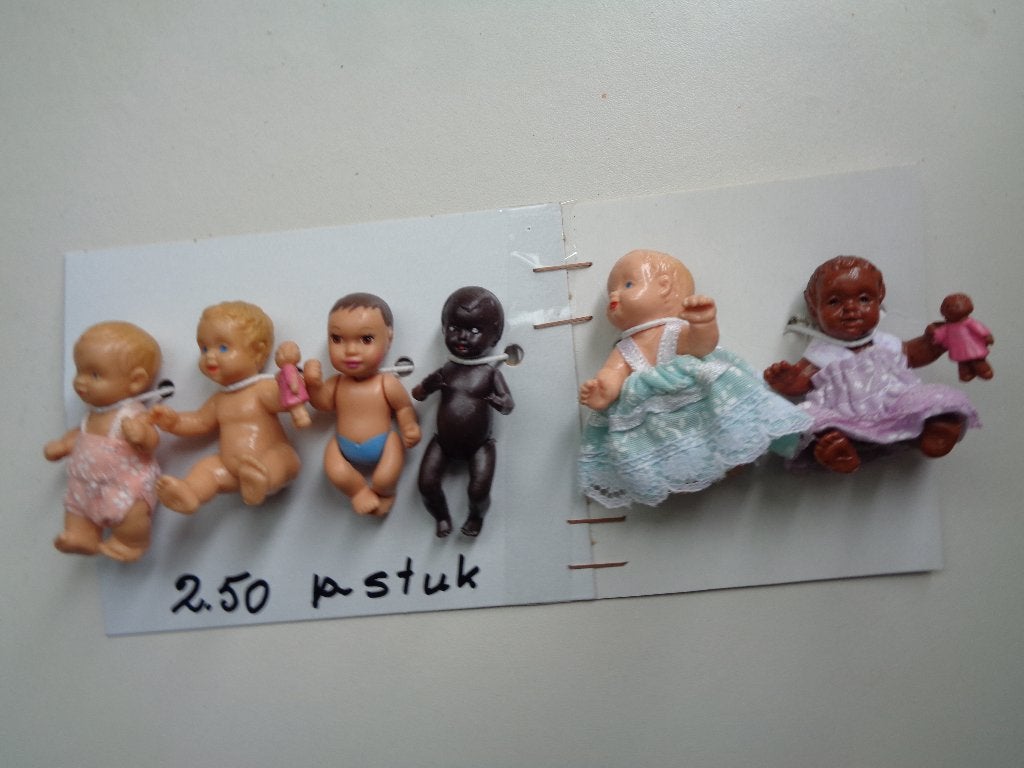 Kleine poppenhuis poppetjes., Ophalen of Verzenden, Zo goed als nieuw, Popje