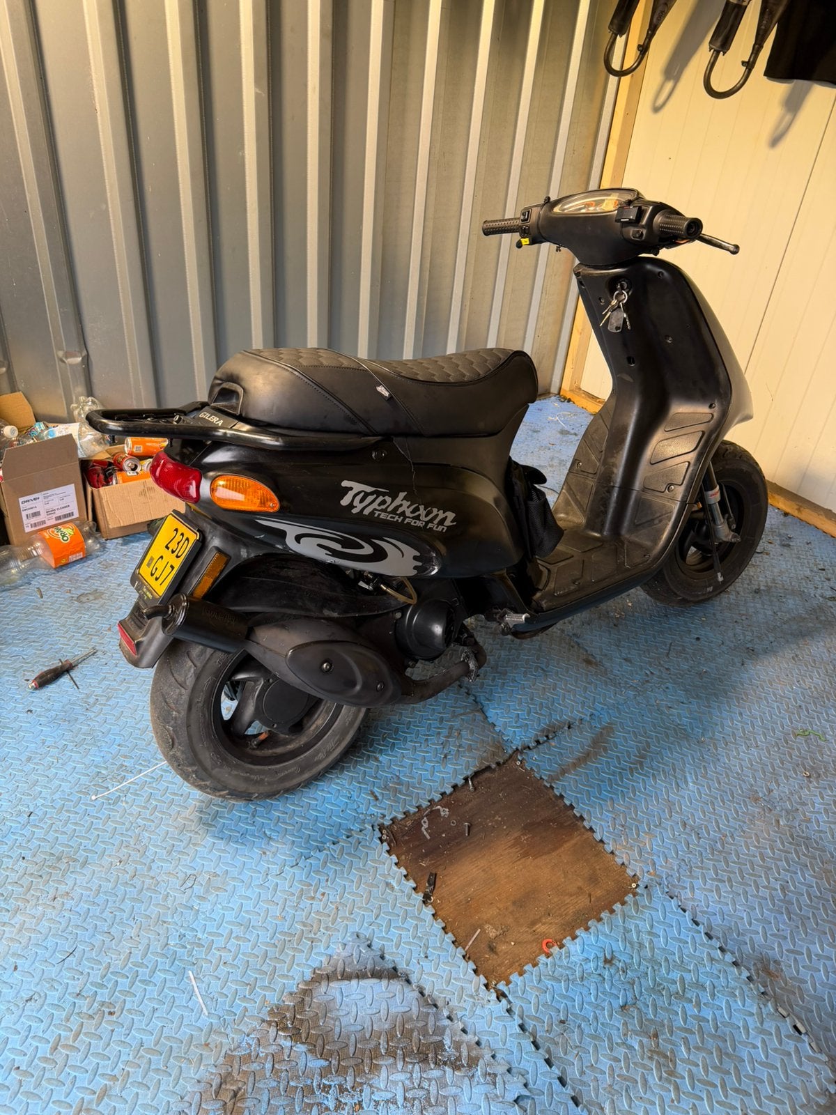 gilera typhoon 70 cc, Ophalen of Verzenden, Zo goed als nieuw, Tweetakt, Overige modellen