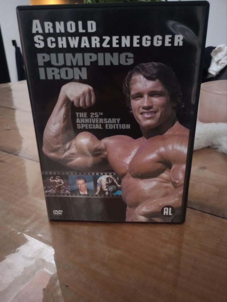 Pumping Iron - Arnold Schwarzenegger (25th Anniversary), Gebruikt, Alle leeftijden, Ophalen of Verzenden, Documentaire