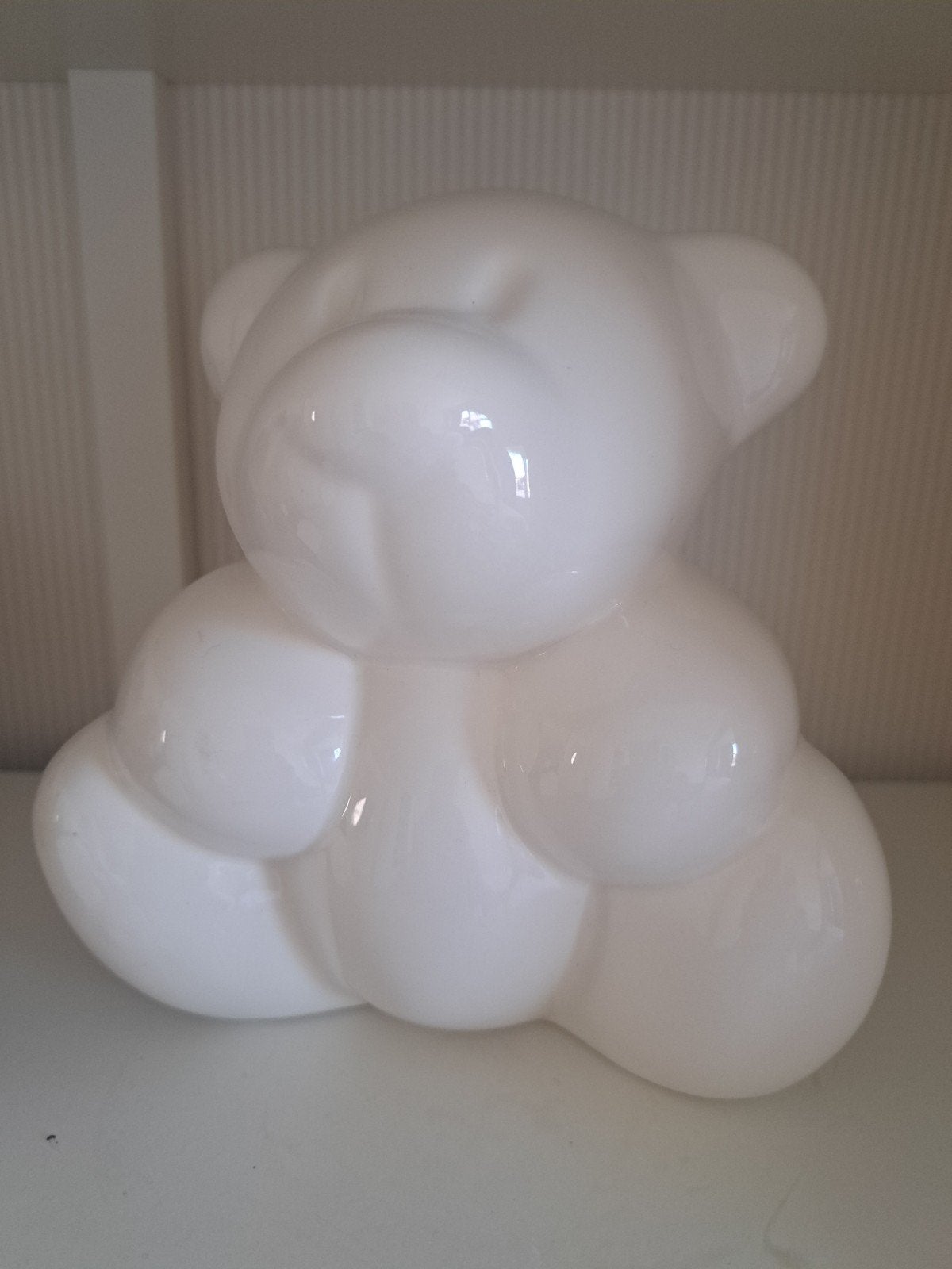 Royal Boch Teddybeer Beeld - Wit Keramiek, Ophalen of Verzenden, Wit, Steen/keramiek, Klassiek