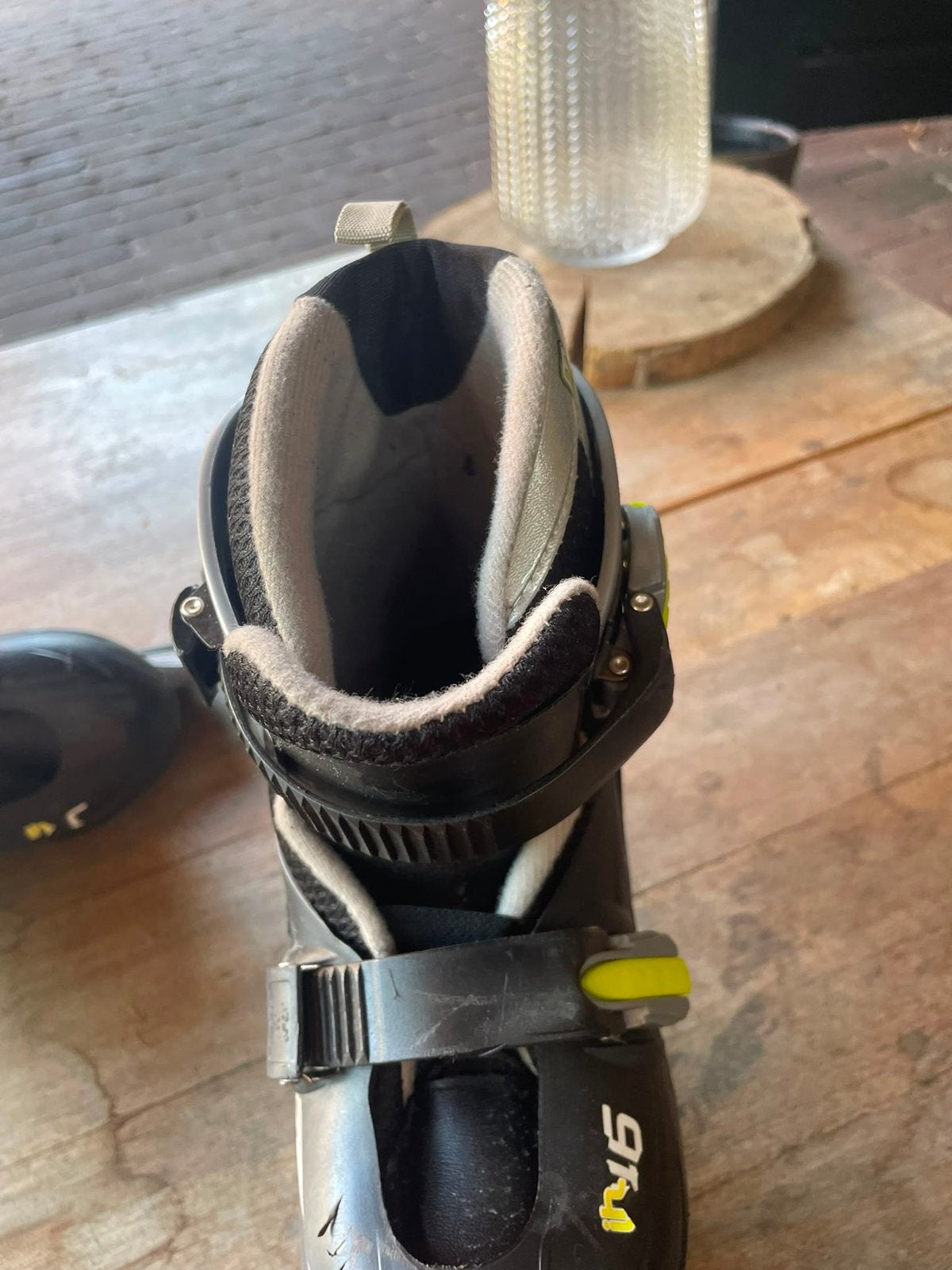 IJshockey schaatsen maat 34-37 met doos en beschermhoes, Sport en Fitness, Schaatsen, Ophalen, Gebruikt, IJshockeyschaatsen, Nijdam