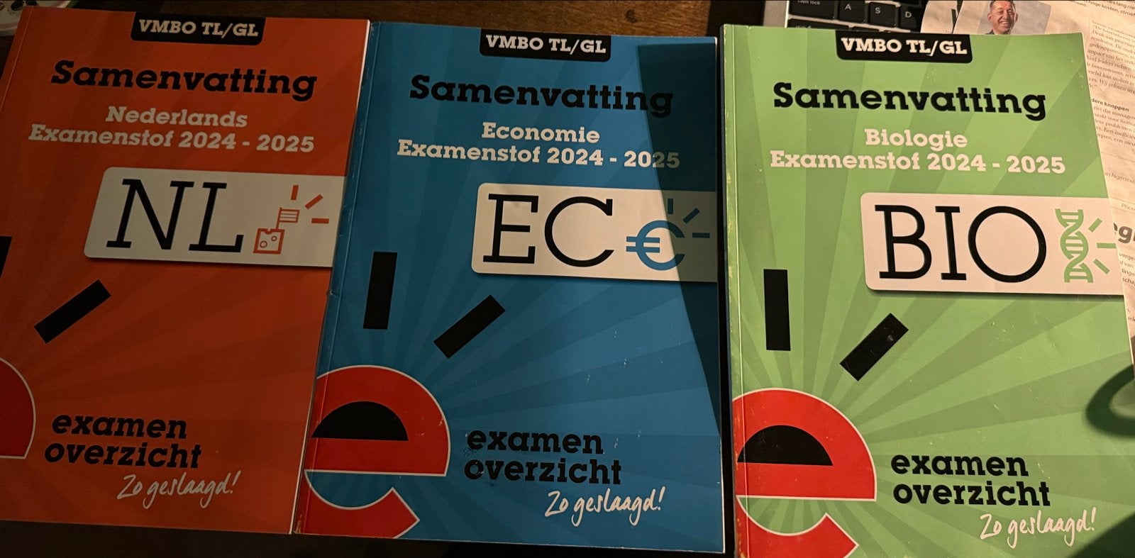 Samenvatting Examenstof VMBO TL/GL Nederlands, Economie, Bio, Ophalen of Verzenden, Zo goed als nieuw, VMBO, Nederlands