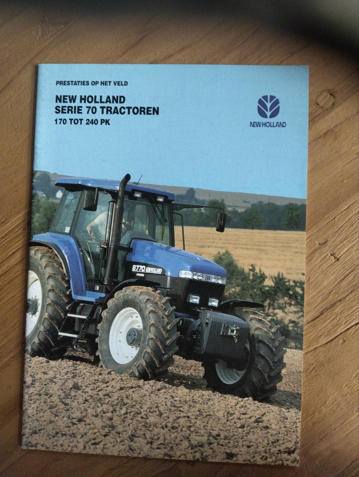 Ford Hew Holland 70 serie trekker folder, Ophalen of Verzenden, Nieuw