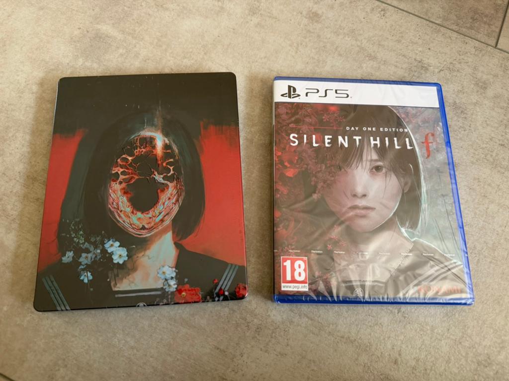 Silent Hill F steelbook edition, Ophalen of Verzenden, Zo goed als nieuw