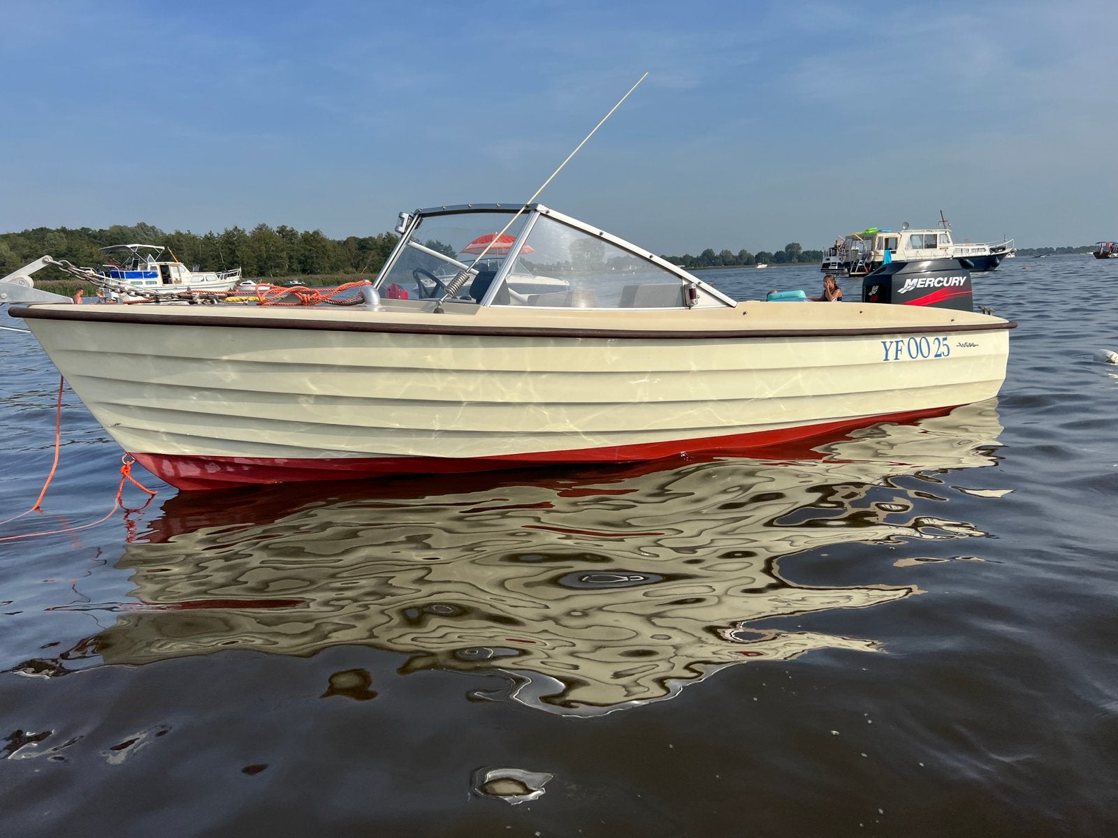 Toer/speedboot With viral, Ophalen of Verzenden, Zo goed als nieuw