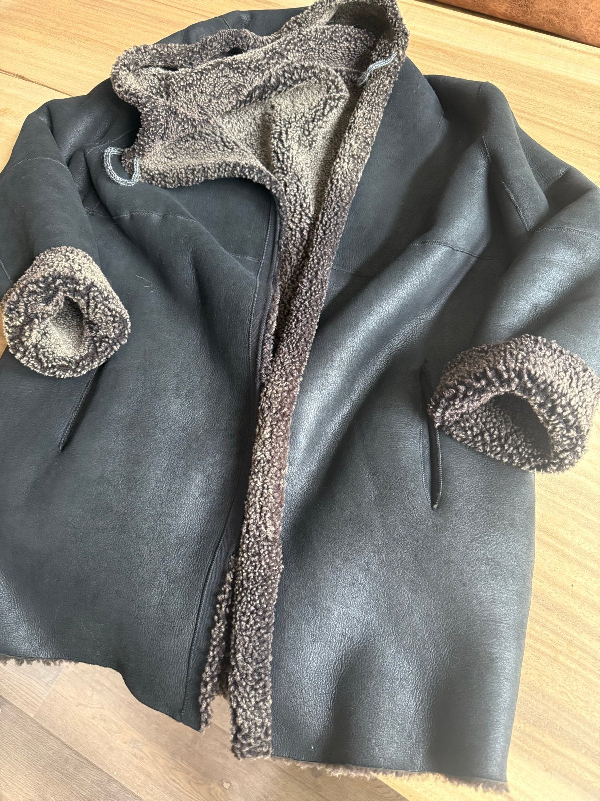 Omkeerbare lammy coat met capuchon - Super warme winterjas, Ophalen of Verzenden, Zo goed als nieuw, Maat 36 (S), Zwart