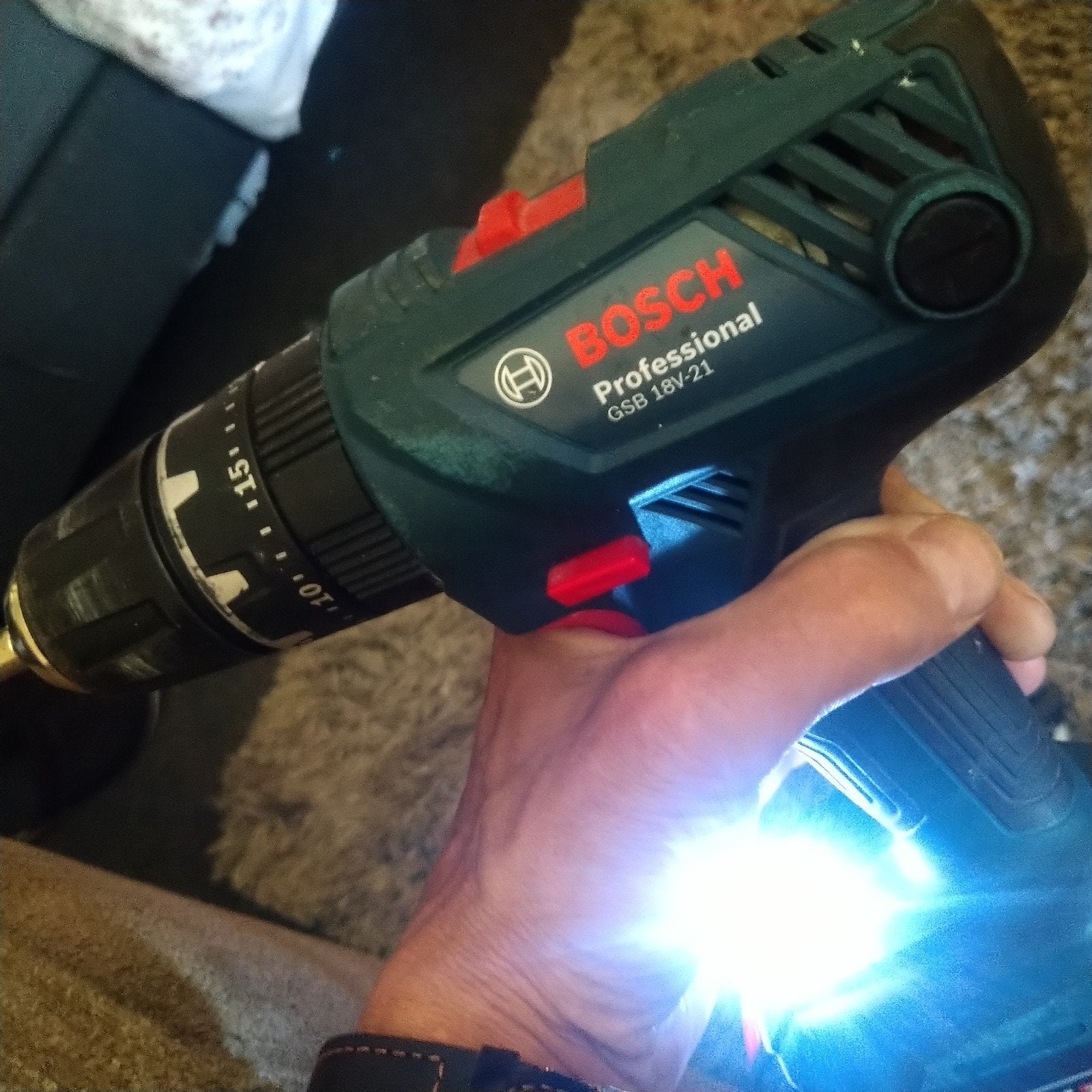 Boormachine Bosch Professional GSB 18V-21, Doe-het-zelf en Verbouw, Gereedschap | Boormachines, Gebruikt, Variabele snelheid, 400 tot 600 watt