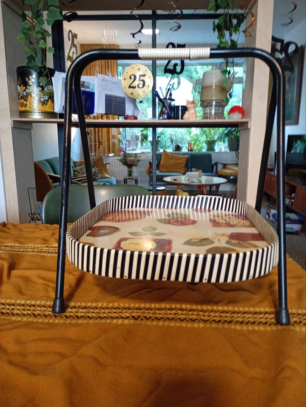 Mooi vintage dienblad/ etagère, Huis en Inrichting, Woonaccessoires | Etagères, Ophalen, Gebruikt, Met handvat, Overige typen
