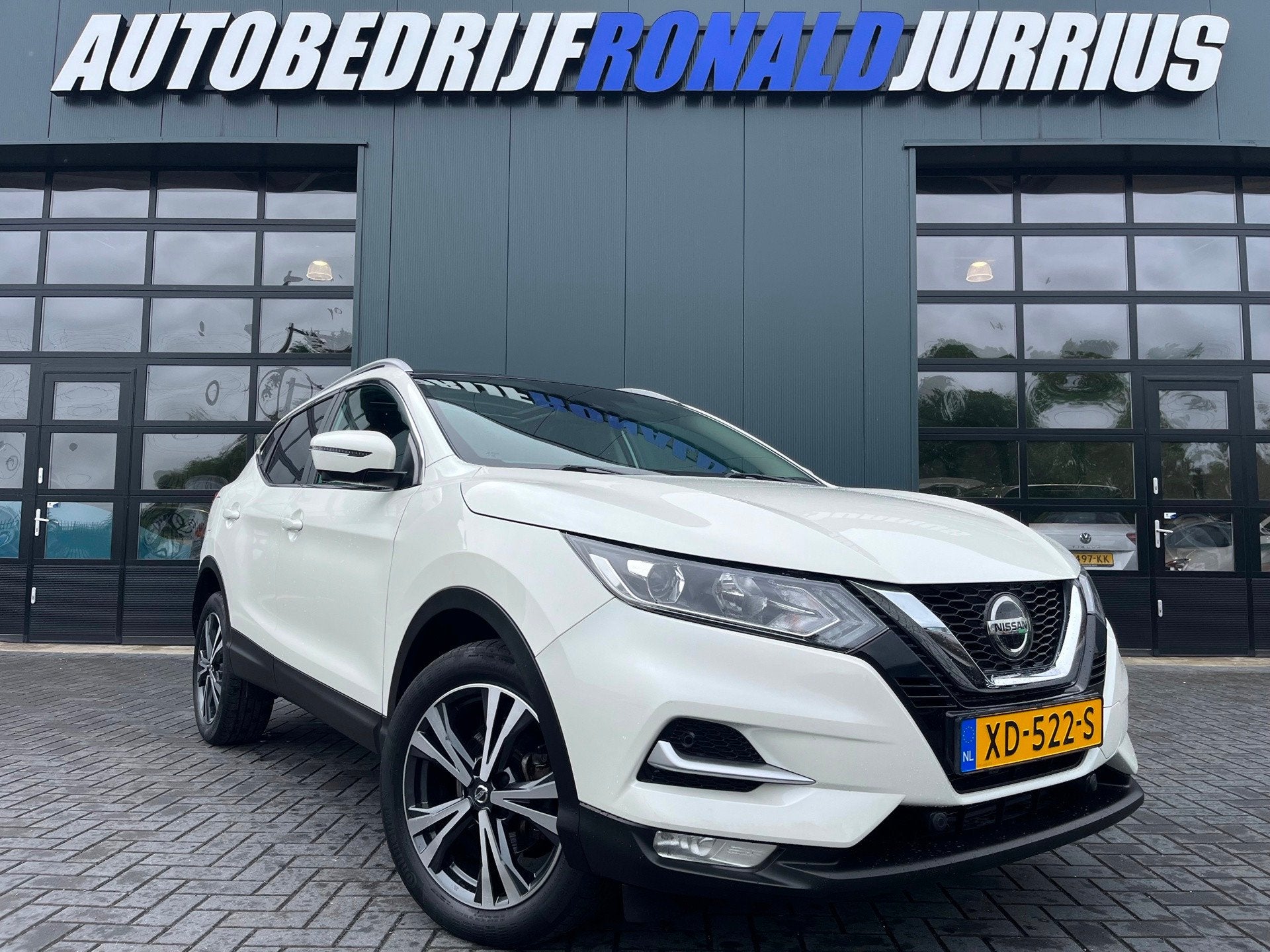 Nissan Qashqai 1.2 Tekna + Lage.km /Panoramadak/Automaat/Cam, Auto's, Stof, Gebruikt, 4 cilinders, 116 pk