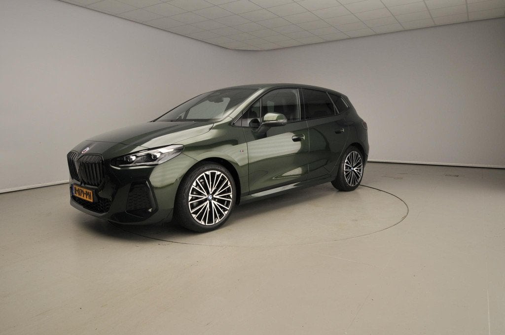 BMW 2-serie Active Tourer 218d Automaat | M Sportpakket | Ha, Auto's, BMW, 150 pk, Origineel Nederlands, Bedrijf, Diesel