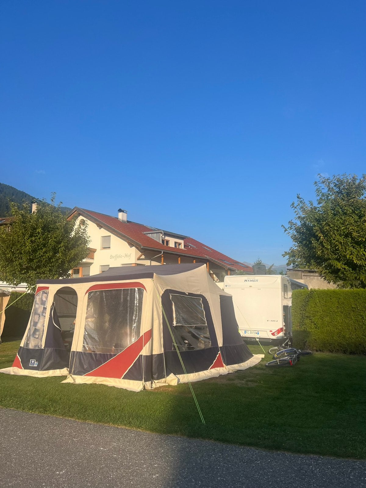 Jamet Jametic 1-2-3 2005 incl banden 2025 en tempo 100, Caravans en Kamperen, Ophalen, Beige, Aanwezig, Jamet