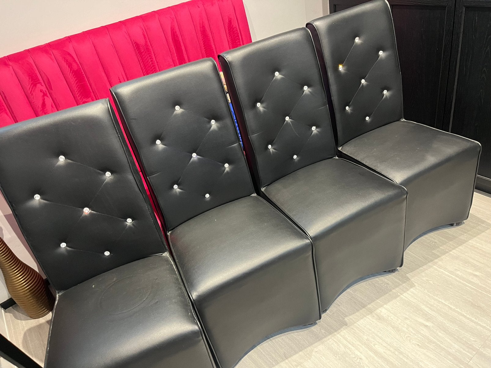 4 hele mooie stoelen met stenen / bling, Ophalen, Zo goed als nieuw, Zwart, Vier