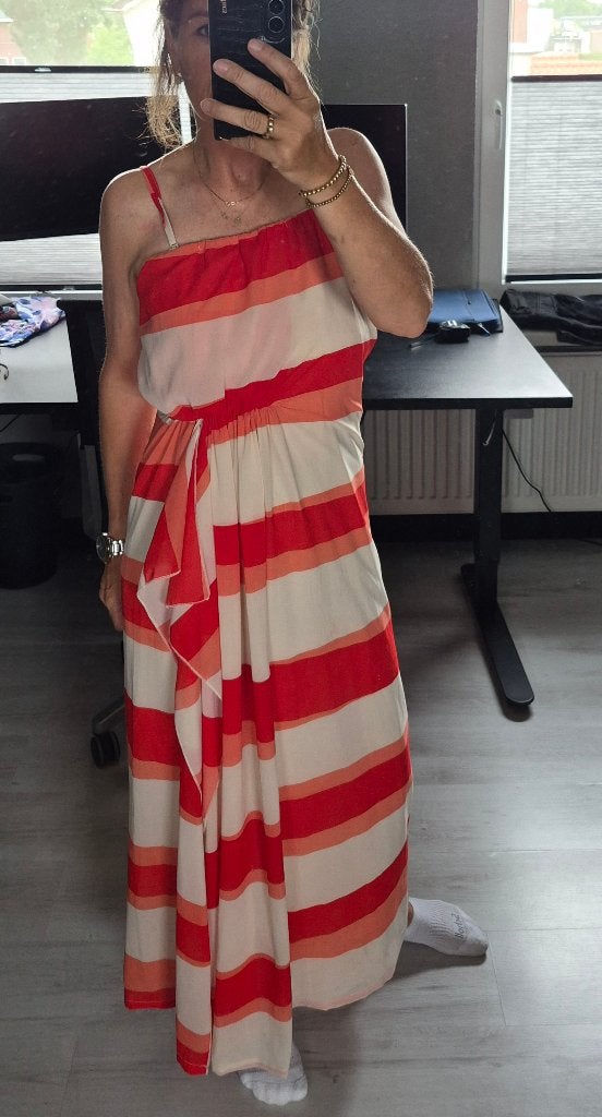 Prachtige jurk van Nikkie, maat 38, Kleding | Dames, Maat 38/40 (M), Meerkleurig, Ophalen of Verzenden, Zo goed als nieuw