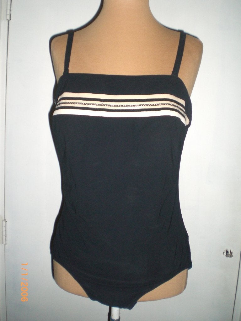 badpak maat 46 ;  B-cup  merk : TRIUMPH, Verzenden, Zwart, Bikini, Triumph