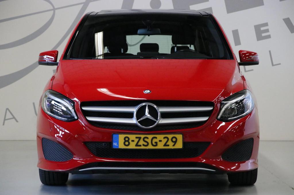 Mercedes-Benz B-klasse 200 Ambition/ Panoramaschuifdak/ Trek, Voorwielaandrijving, Stof, Gebruikt, Bedrijf