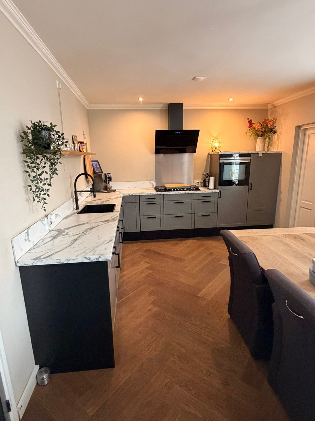 Luxe moderne L-keuken, Ophalen, Gebruikt, Zwart, Hoekkeuken