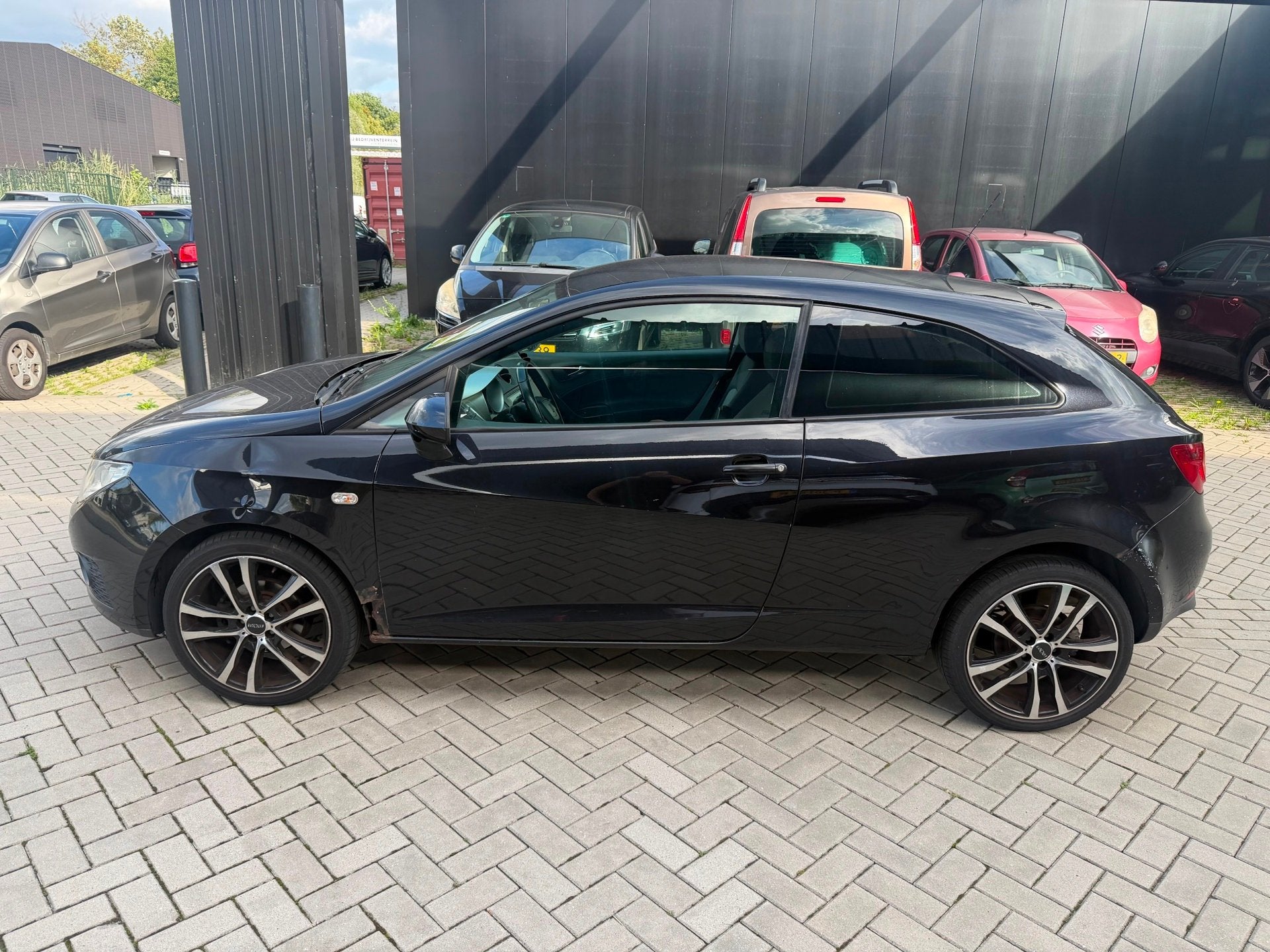Seat Ibiza SC 1.4 Reference Clima Nwe APK, Voorwielaandrijving, Gebruikt, Zwart, 4 cilinders