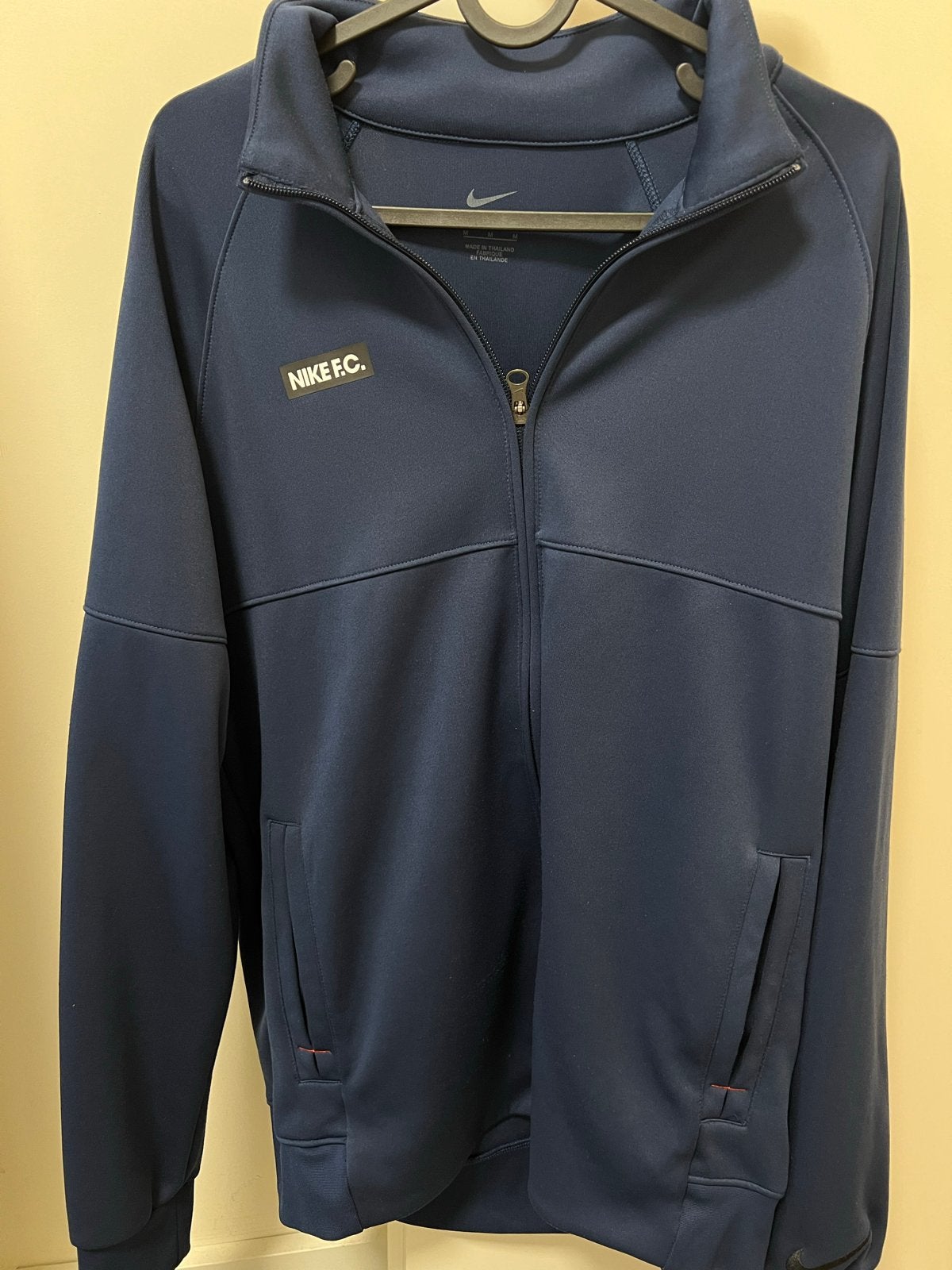 Nike F.C. vestje maat M - Donkerblauw, Ophalen of Verzenden, Zo goed als nieuw, Algemeen, Maat 48/50 (M)