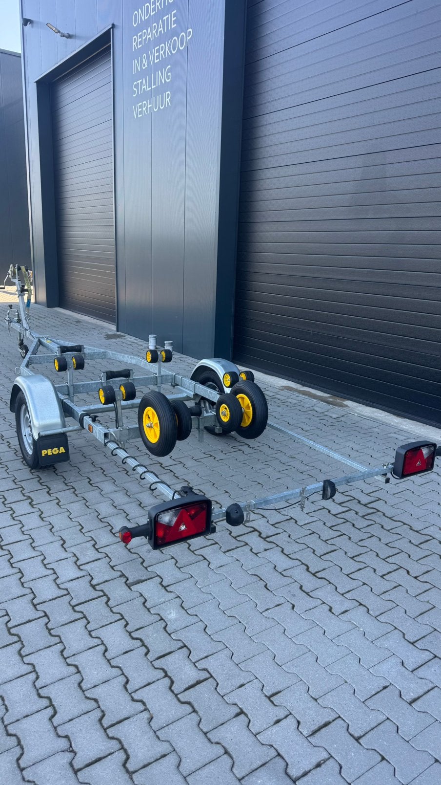 Pega SH750  ( zo goed als nieuw ), Watersport en Boten, Boottrailers, Westrak 15, Sloepentrailer, Ophalen of Verzenden, Zo goed als nieuw