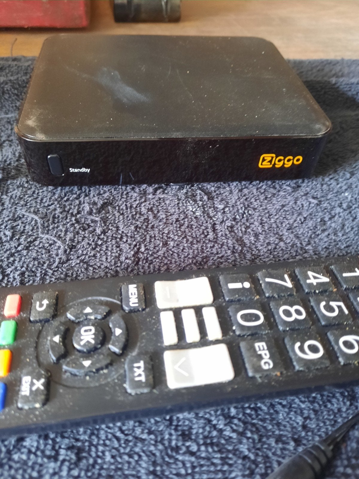 Ziggo Mediabox met afstandsbediening en adapter, Ophalen, Gebruikt, Decoder