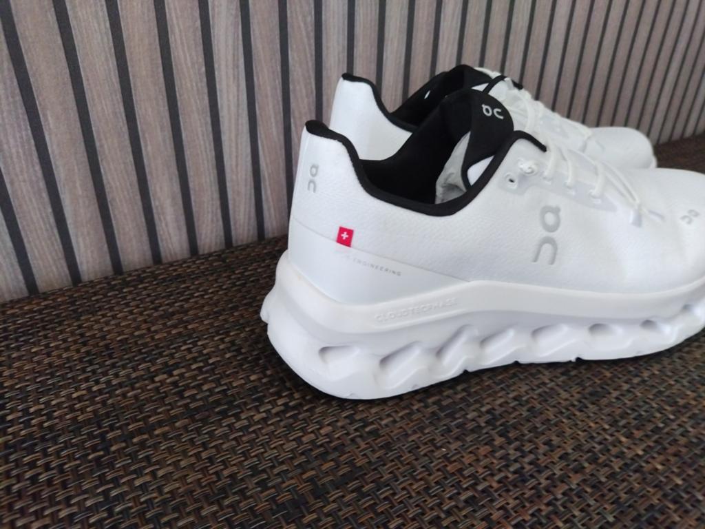 On Cloudmonster Hardloopschoenen, Ophalen of Verzenden, Nieuw