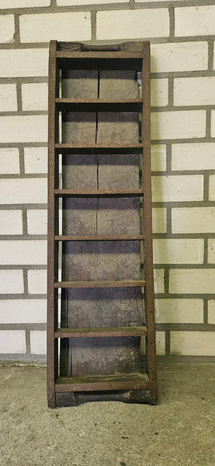 Antieke houten en metalen bak/rek - 98x28x6 cm, Antiek en Kunst, Ophalen of Verzenden