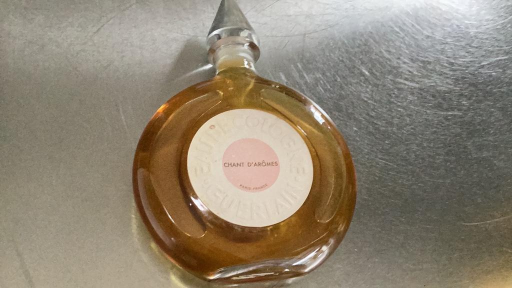 Guerlain factice Chant d’ Aromes, Ophalen of Verzenden, Nieuw