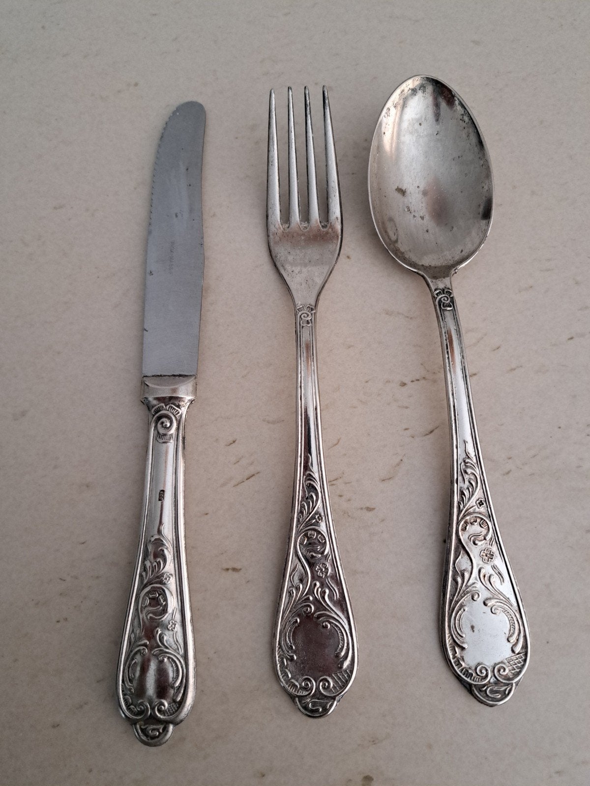 Antiek zilveren bestekset (mes, vork, lepel) - 800 gemerkt, Antiek en Kunst, Ophalen of Verzenden
