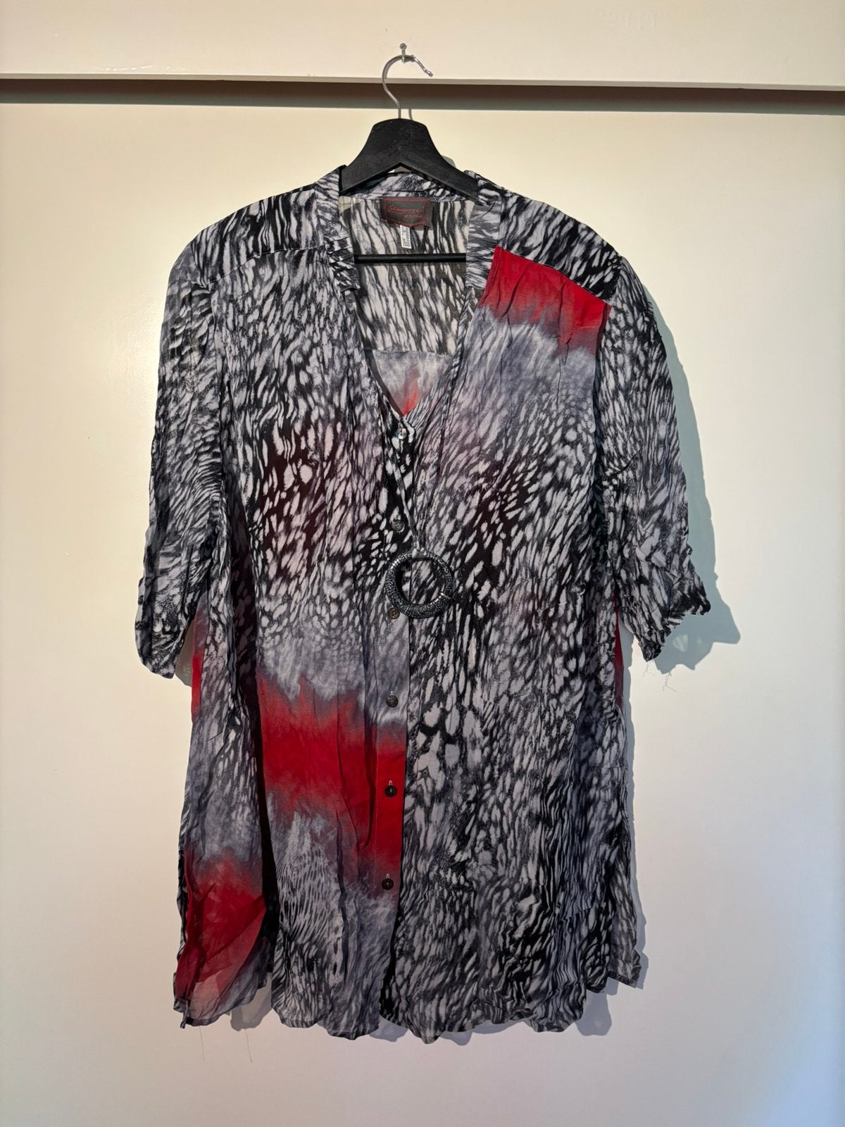 Zwart /wit/rode blouse van sempre piu maat 50, Ophalen of Verzenden, Zo goed als nieuw, Zwart, Blouse of Tuniek