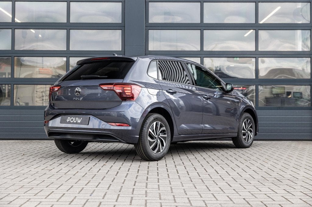 Volkswagen Polo 1.0 TSI 95pk Life Edition | Achteruitrijcame, Auto's, Volkswagen, Voorwielaandrijving, 12 maanden, Stof, 95 pk