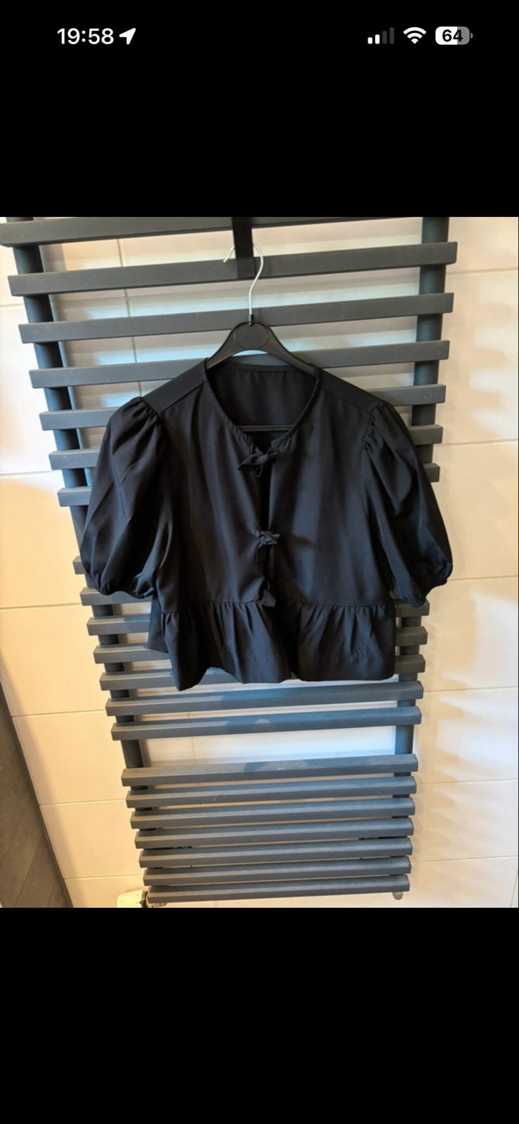 Zwarte Shein blouse met pofmouwen, Kleding | Dames, Tops, Verzenden, Zwart, Zo goed als nieuw, Korte mouw