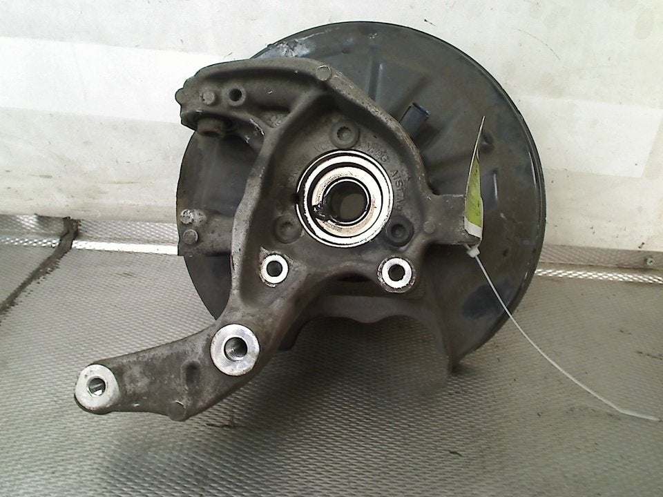 Fusee Links Achter Volkswagen Golf VIII (CD1) (2020-09/..), Gebruikt, Volkswagen, Volkswagen AG, Kundenbetreuung@volkswagen.de