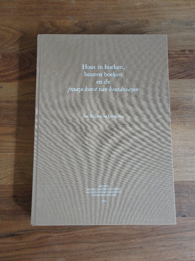 Hout in Boeken, houten boeken etc., Boeken, Ophalen of Verzenden, Gelezen