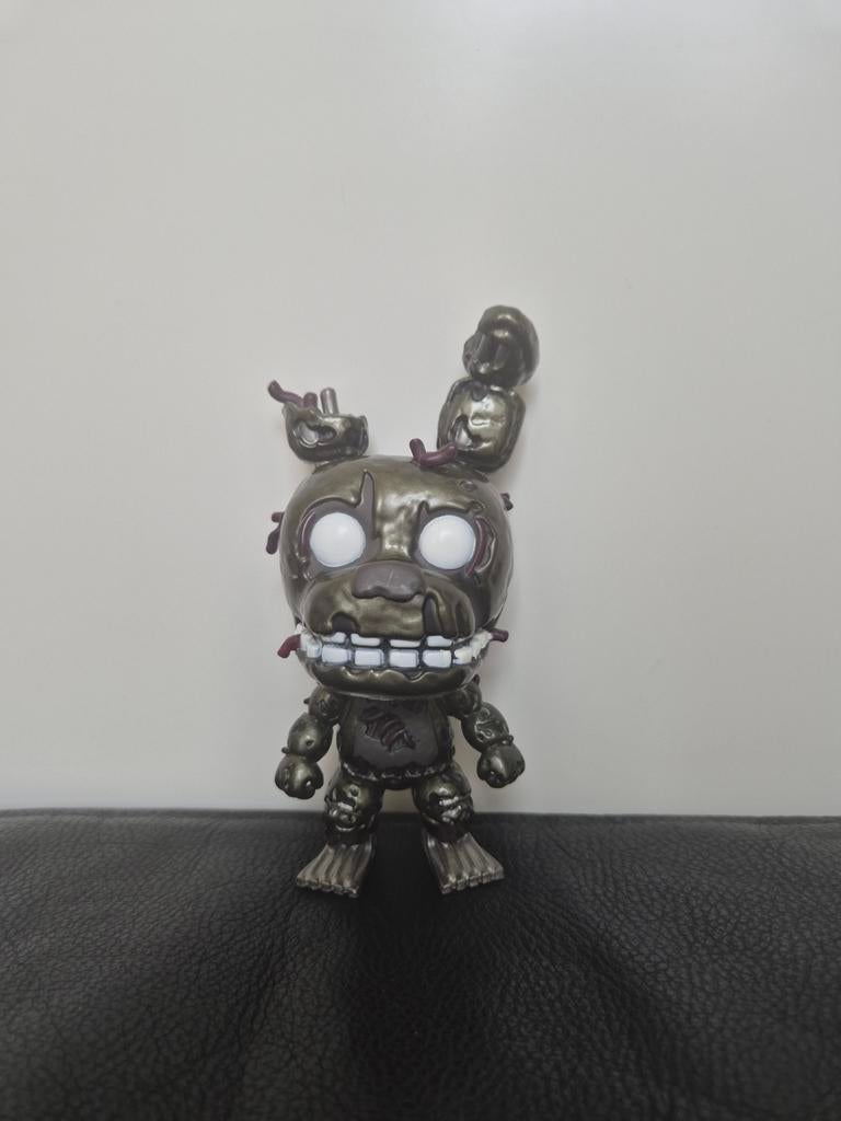 Funko Pop! Dark Springtrap #242 FNAF, Verzamelen, Ophalen of Verzenden, Zo goed als nieuw