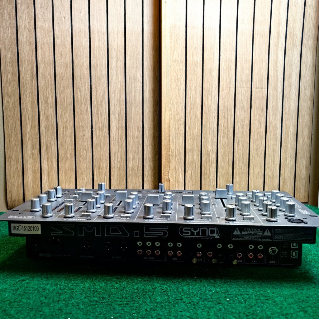 Synq SMD.5 Mengpaneel - In Nette Staat, Flex Ltd., Gebruikt, https://flex.com/contact-us, Nobelstraat 10, 5807 GA Oostrum LB, Limburg, Nederland