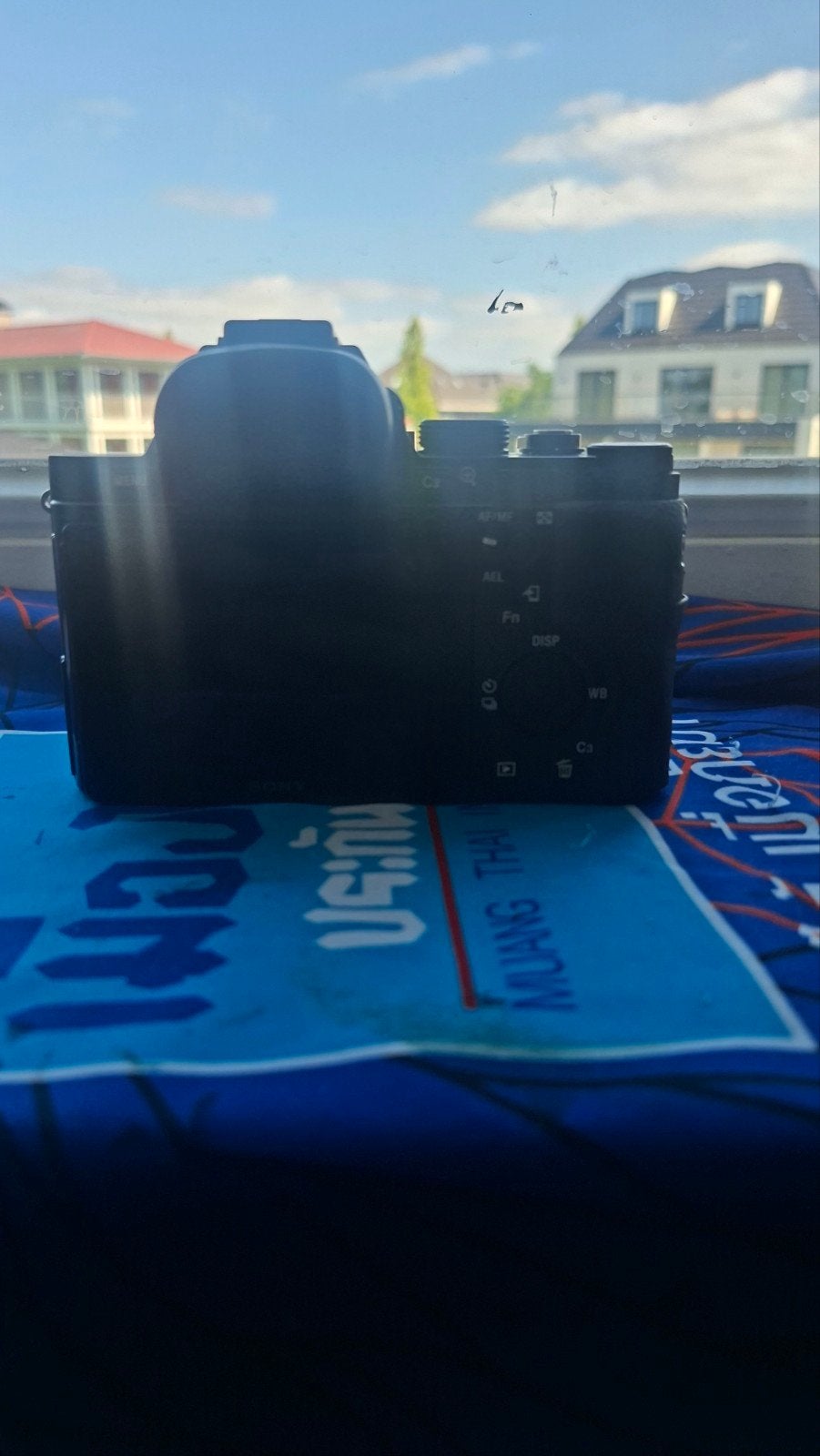 Sony Alpha A7 komt met 3 baterijen en de oplader, Audio, Tv en Foto, Fotocamera's Digitaal, Nieuw, Lensdop, Ophalen of Verzenden