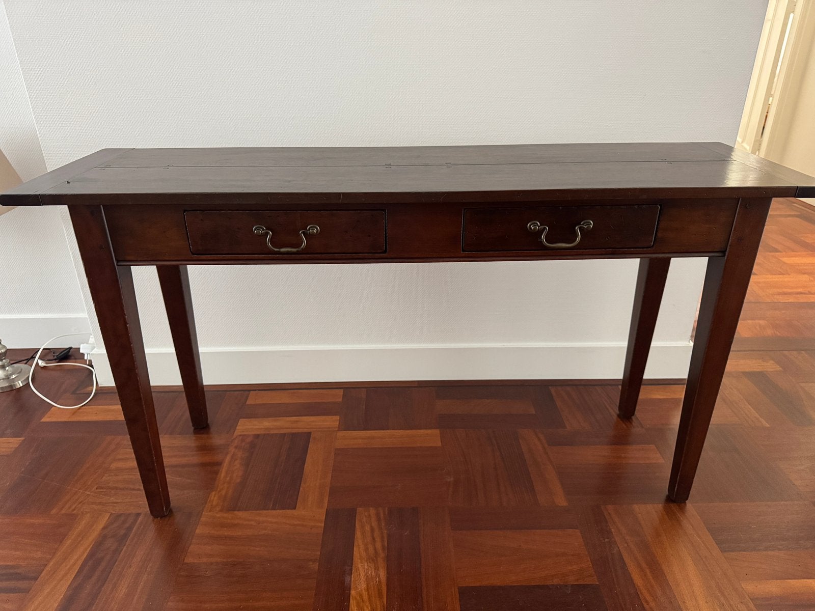 Klassieke sidetable met twee lades, Ophalen, Gebruikt, 100 tot 150 cm, Overige houtsoorten