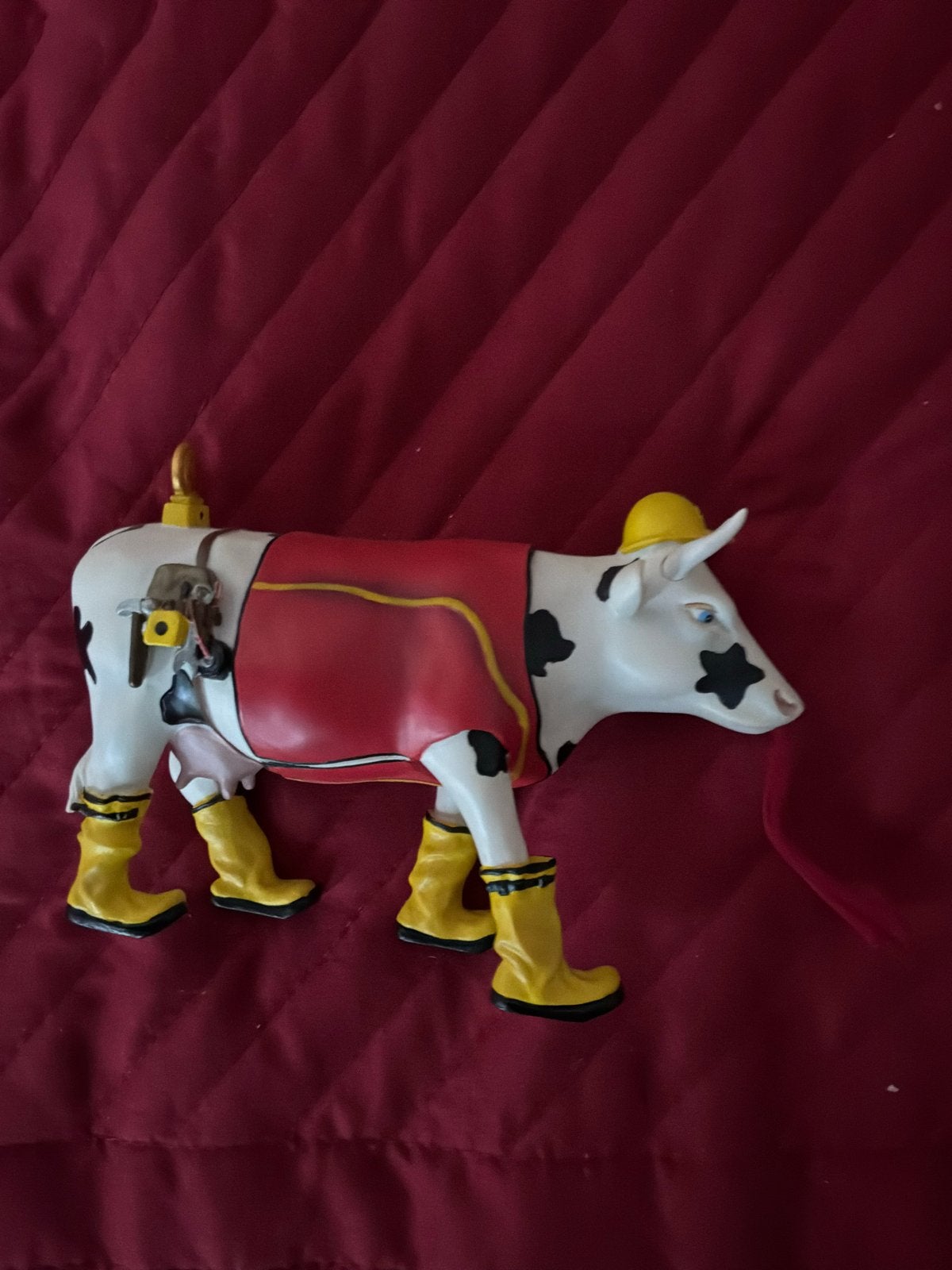 Zeldzame Cow Parade beeldje - Brandweer koe, Ophalen of Verzenden, Gebruikt, Boerderijdier, Beeldje of Figuurtje