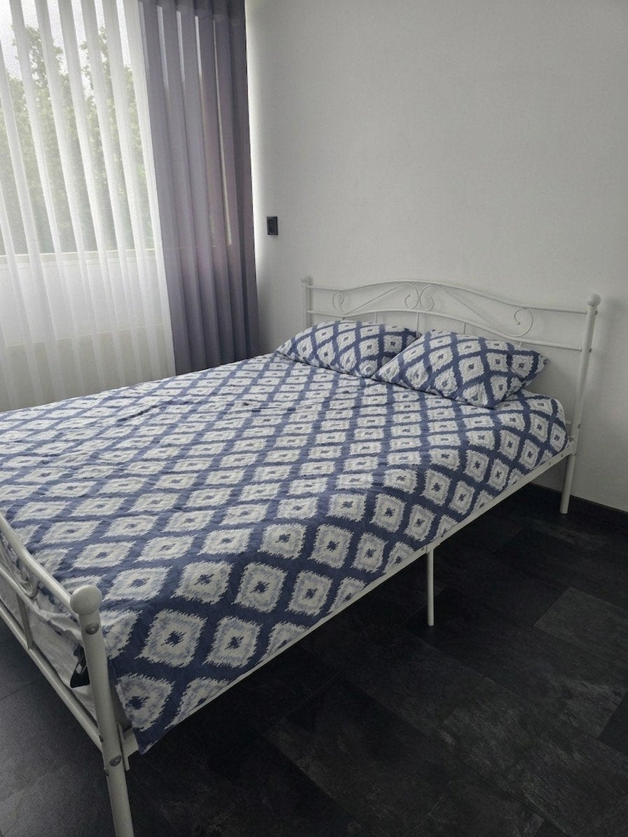Tweepersoonsbed incl. Matras, Ophalen of Verzenden, Tweepersoons, Hout, 160 cm