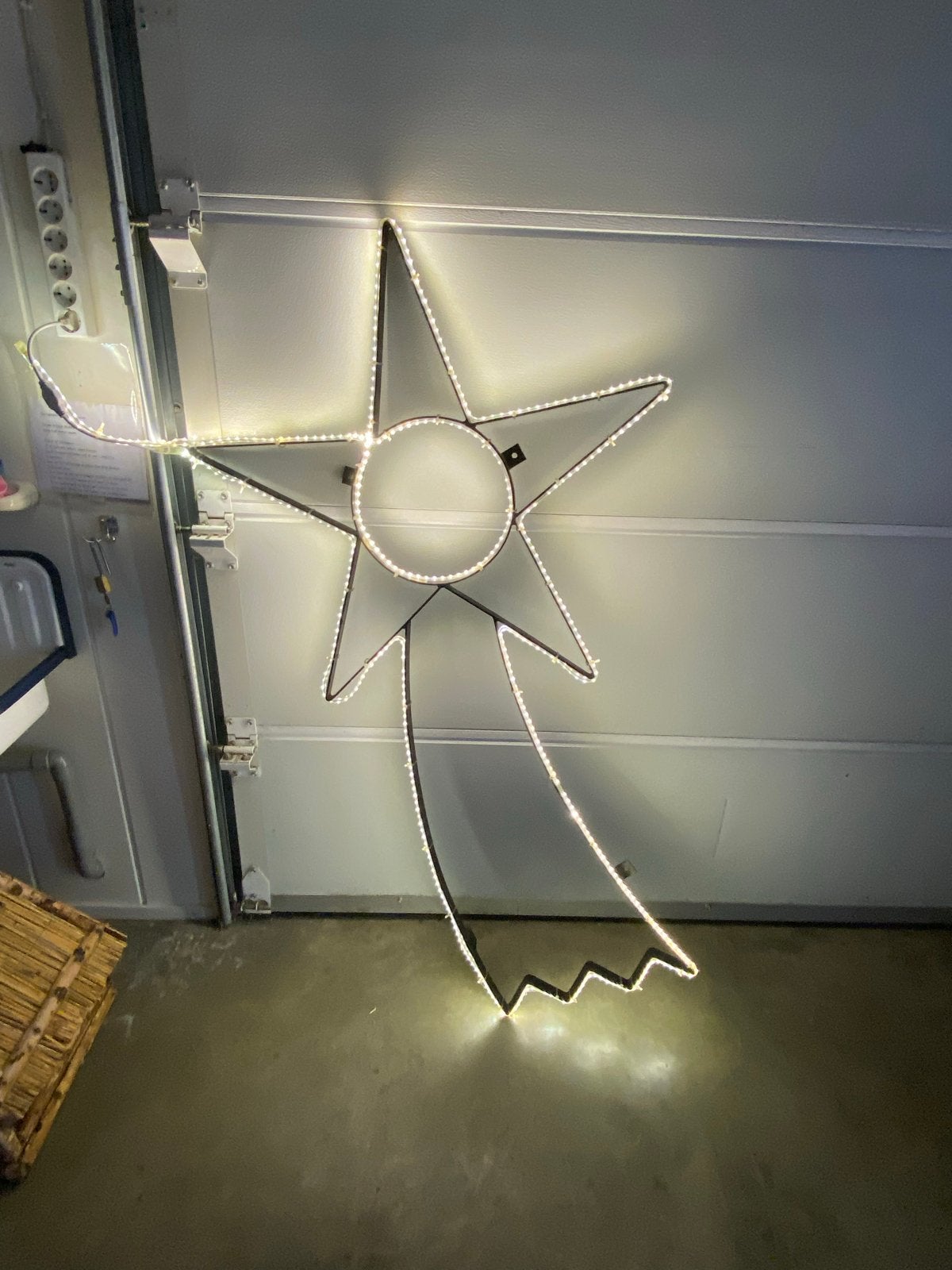 Metalen kerstster van 130 cm bekleed met ledverlichting, Diversen, Kerst, Ophalen